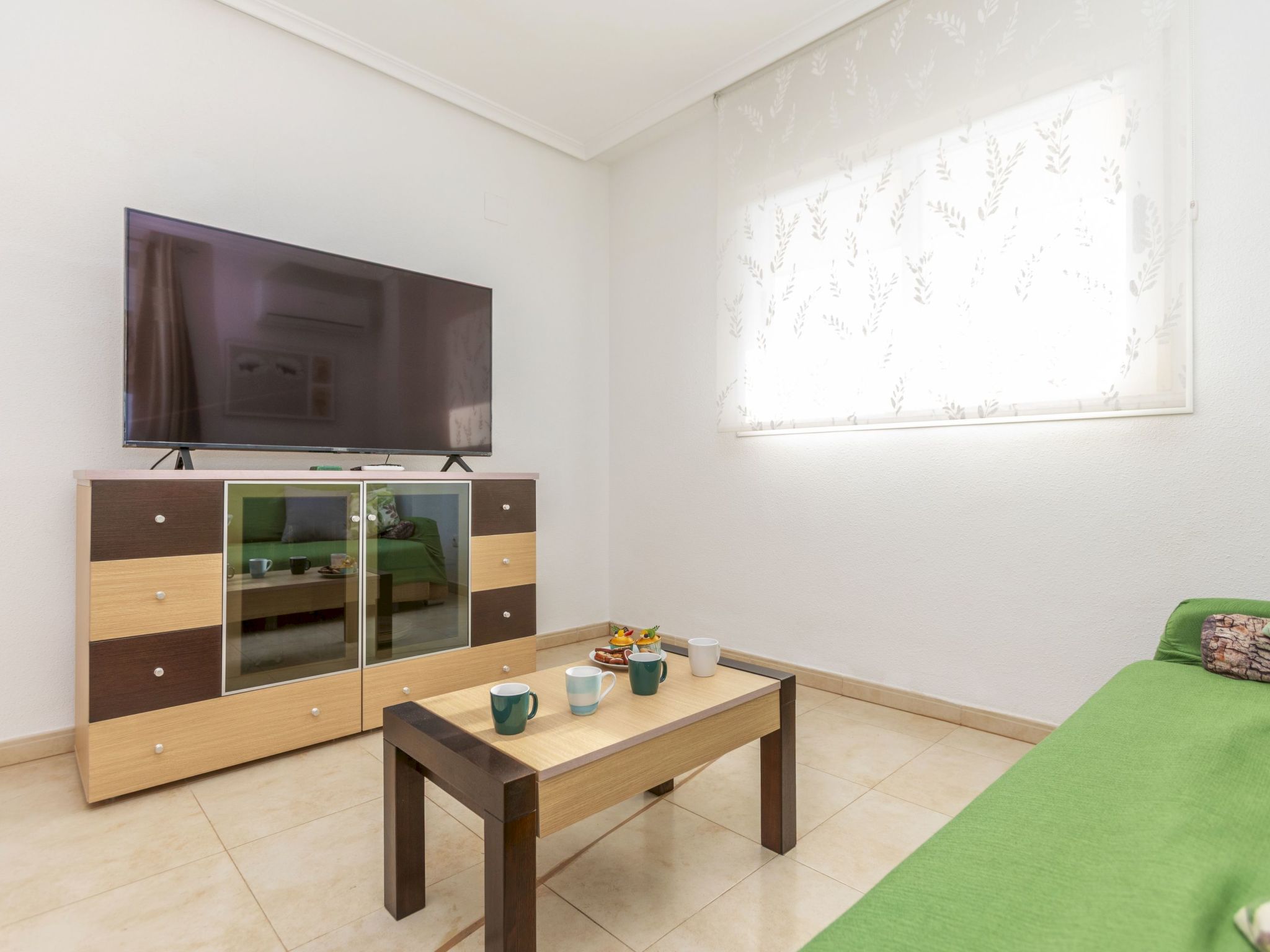 Jardines del Mar I-Inside