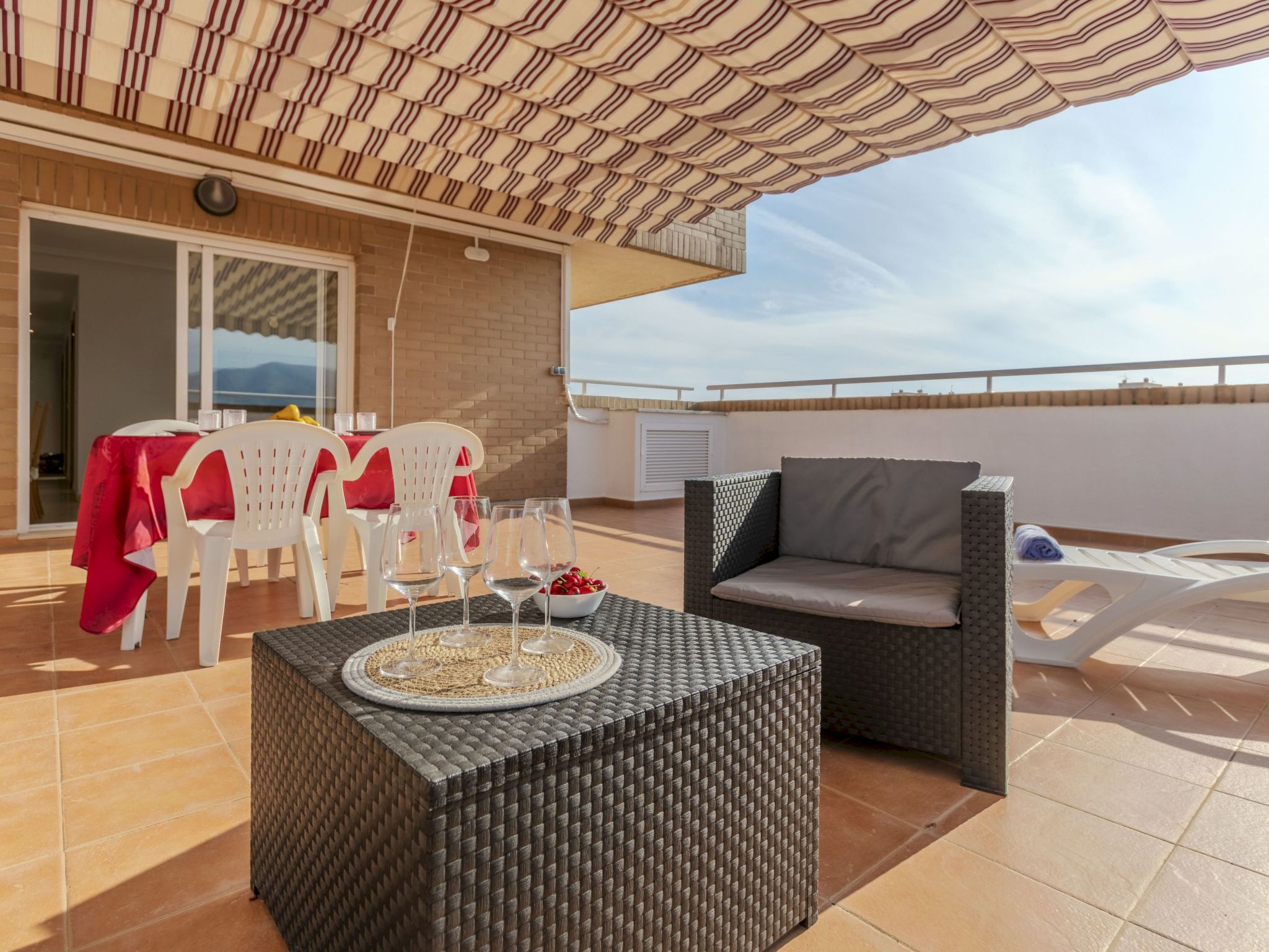 Jardines del Mar I-Outside