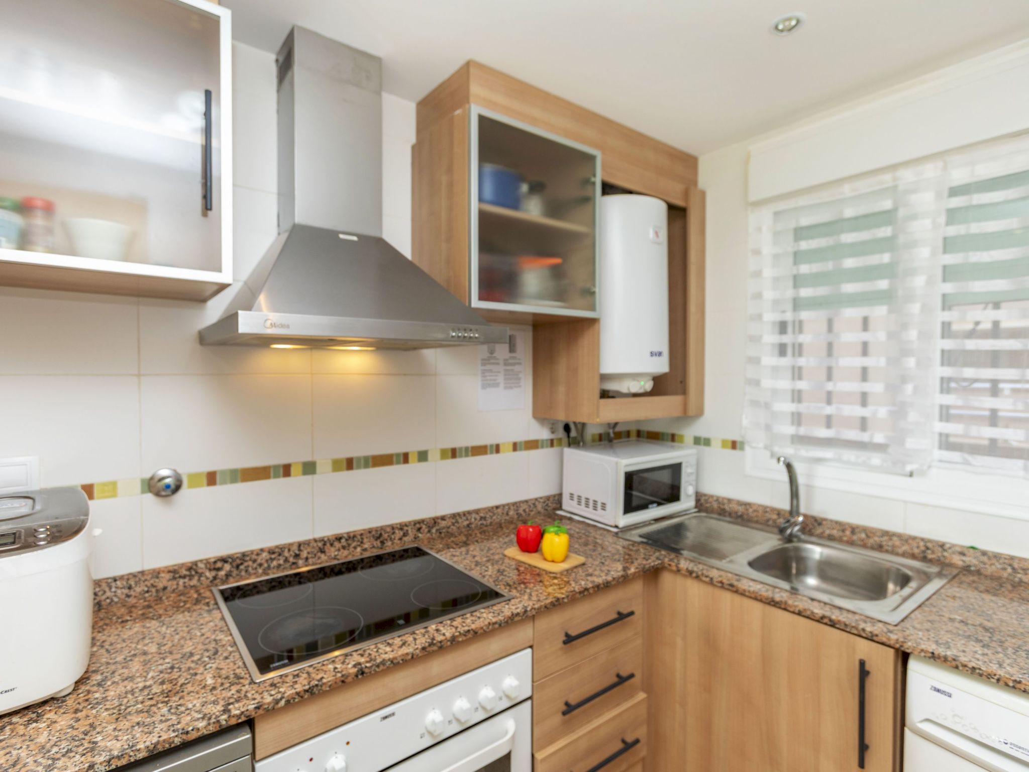 Jardines del Mar III-Inside