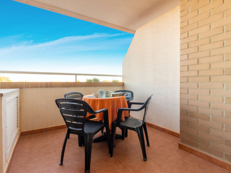 Search and Stay destination Oropesa, VC - Spain from AU$ 196. Jardines del Mar III - Marina d'Or
