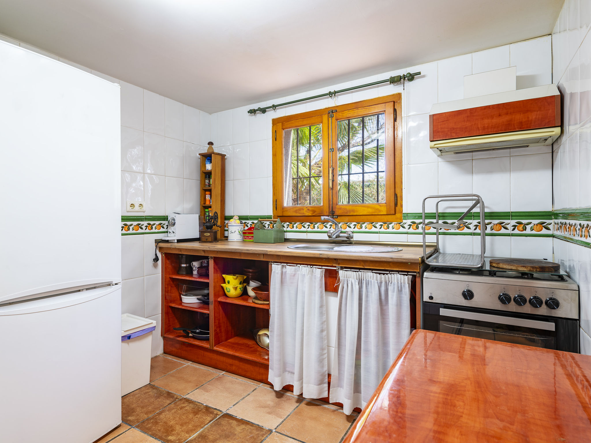 Maison D'estiu – Cuisine et coin repas, photo 27 sur 28