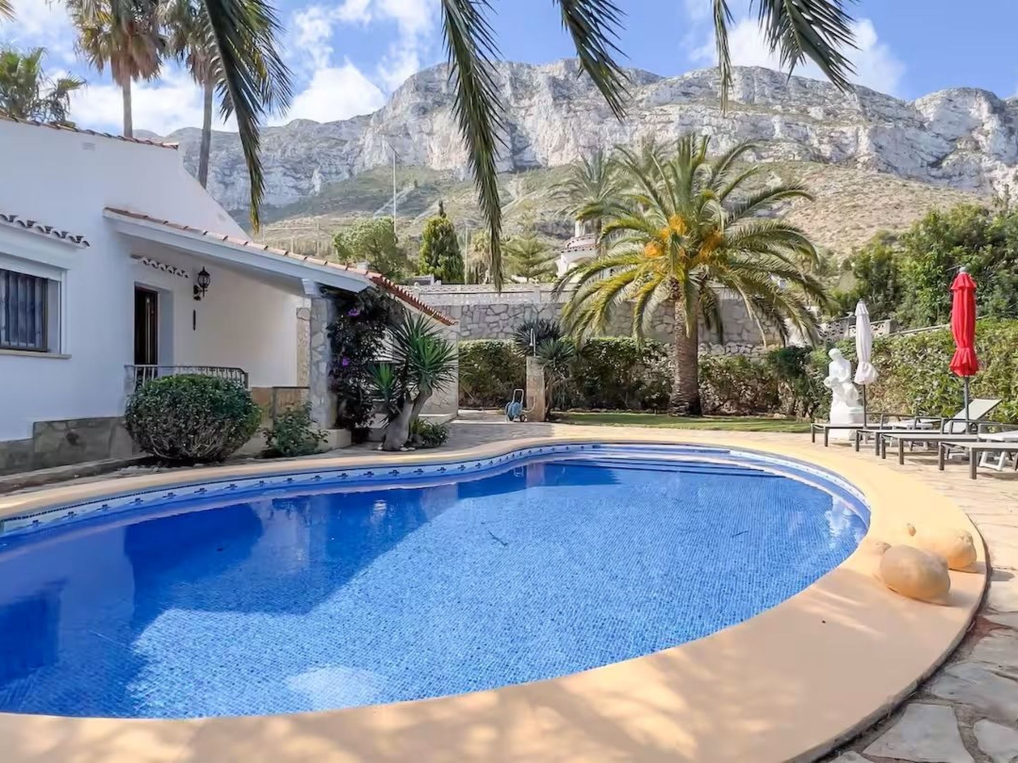 Bezaubernde Villa-Binnen