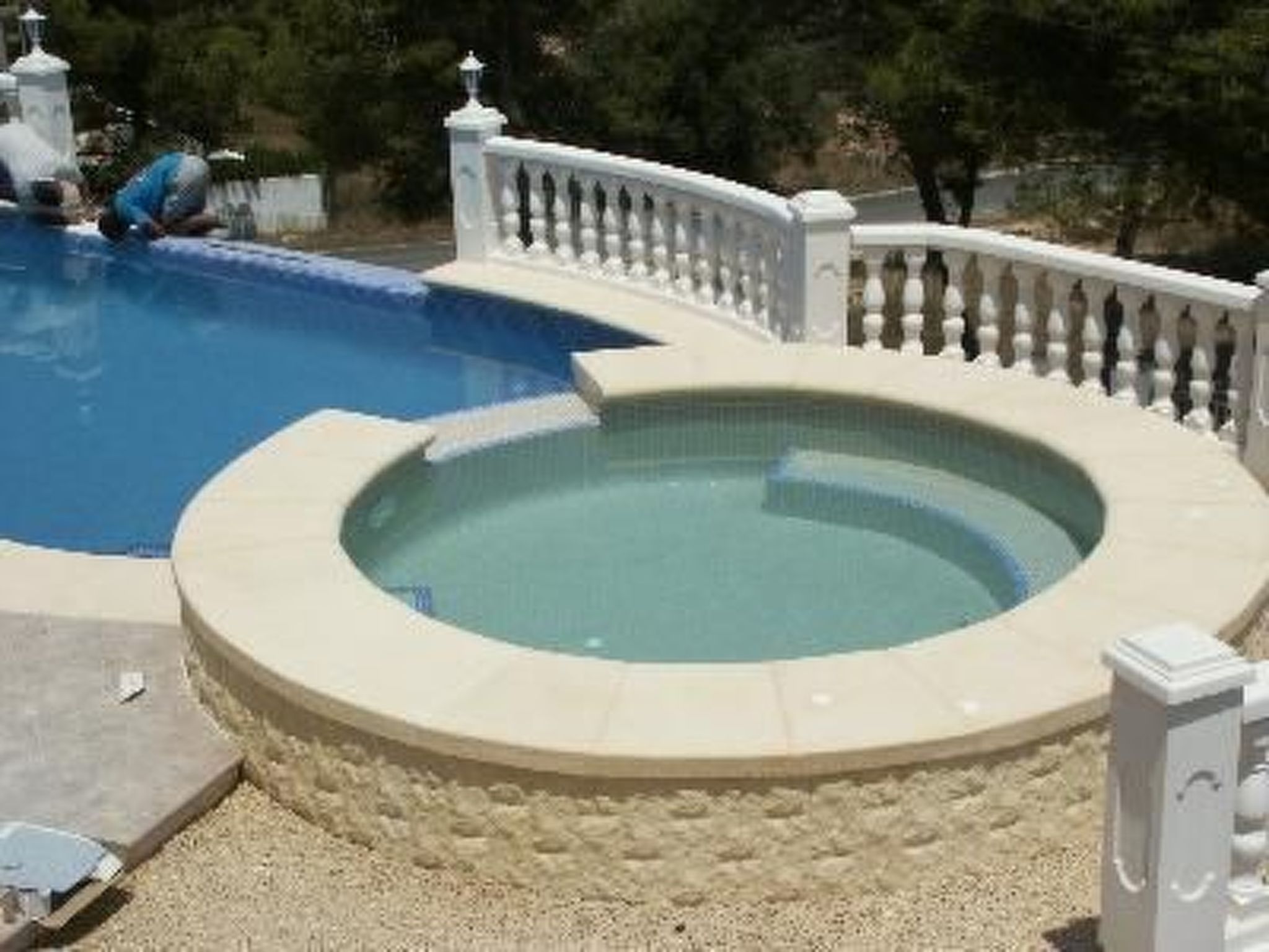 Villa Redonda I-Binnen