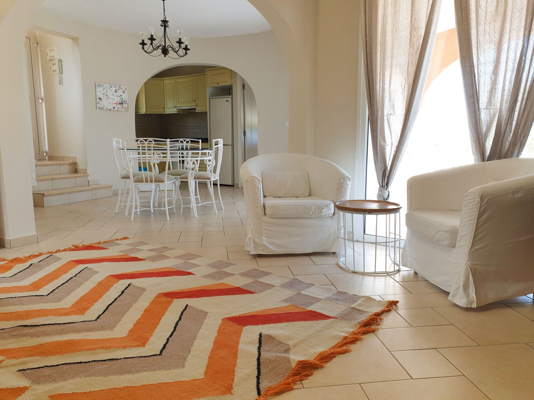 Villa Redonda I-Binnen