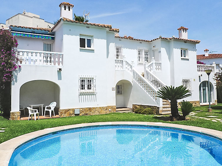 Search and Stay destination Oliva, VC - Spain from AU$ 222. Club Sevilla I / Manzana I