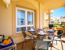 Luxe appartement aan de golfbaan, 550 meter van het strand - thumbnail 2