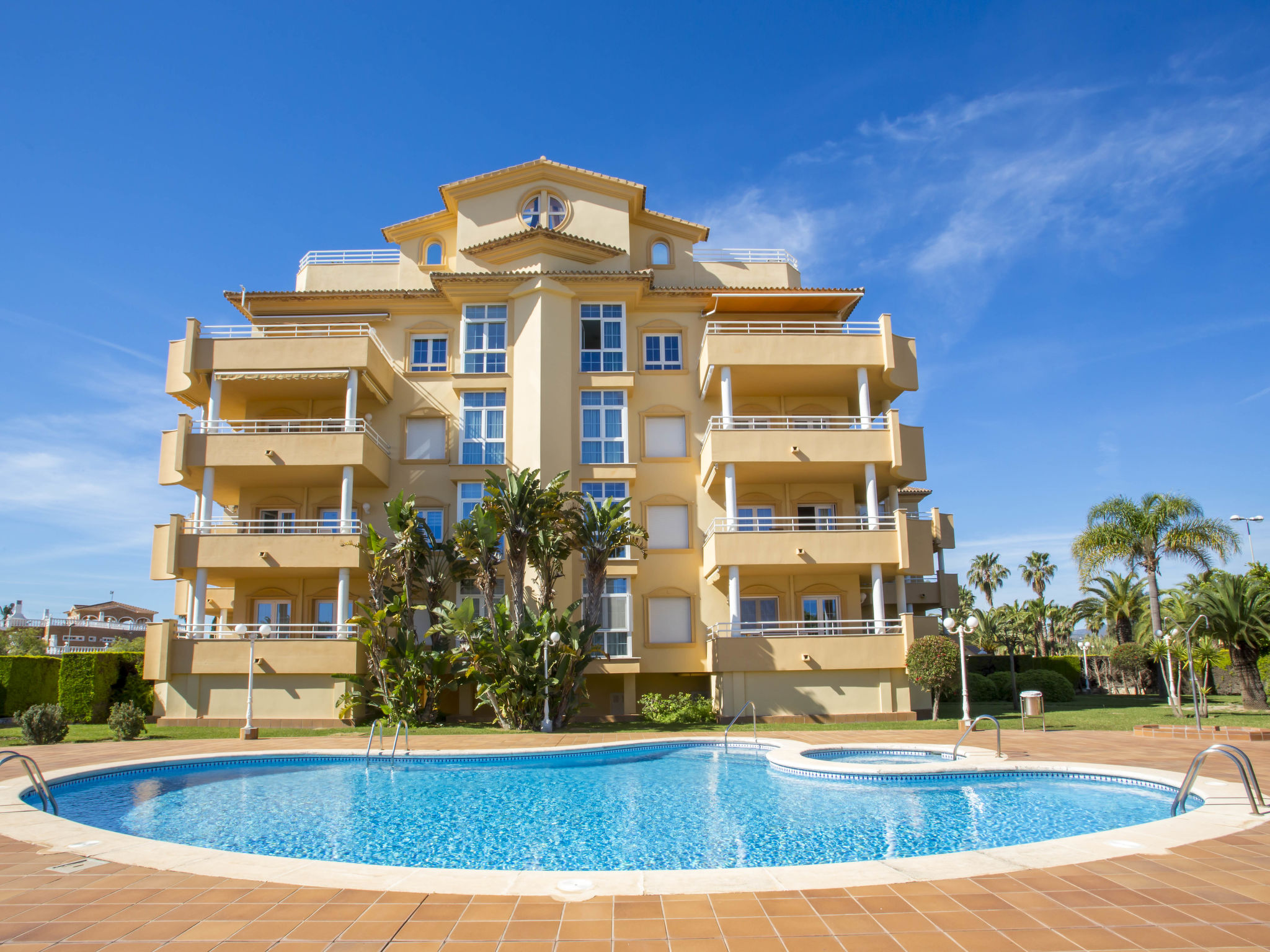 Luxe appartement aan de golfbaan, 550 meter van het strand - foto 25