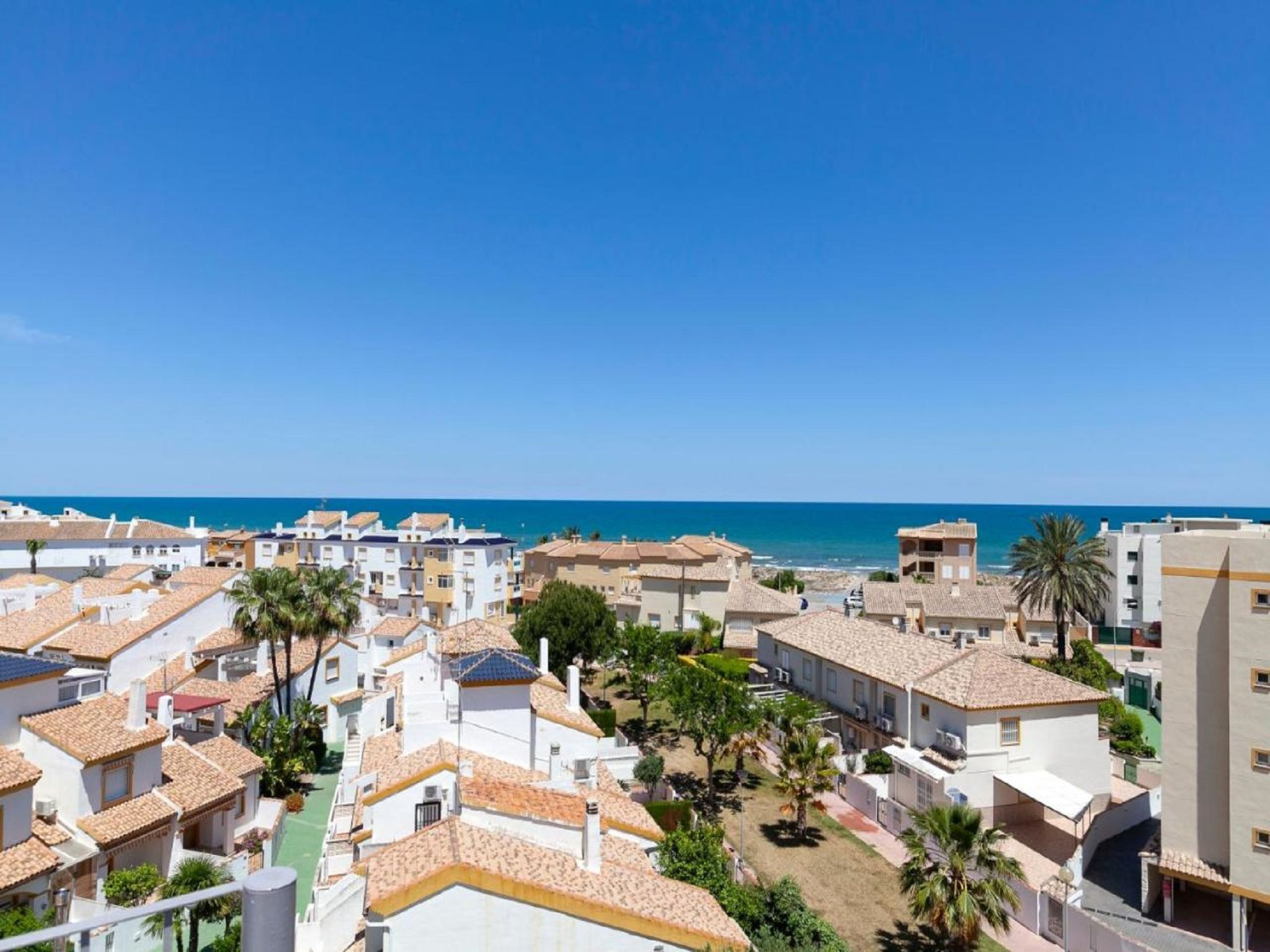 Prachtig penthouse aan de Costa Blanca, 250m van het strand in Oliva Nova - foto 30
