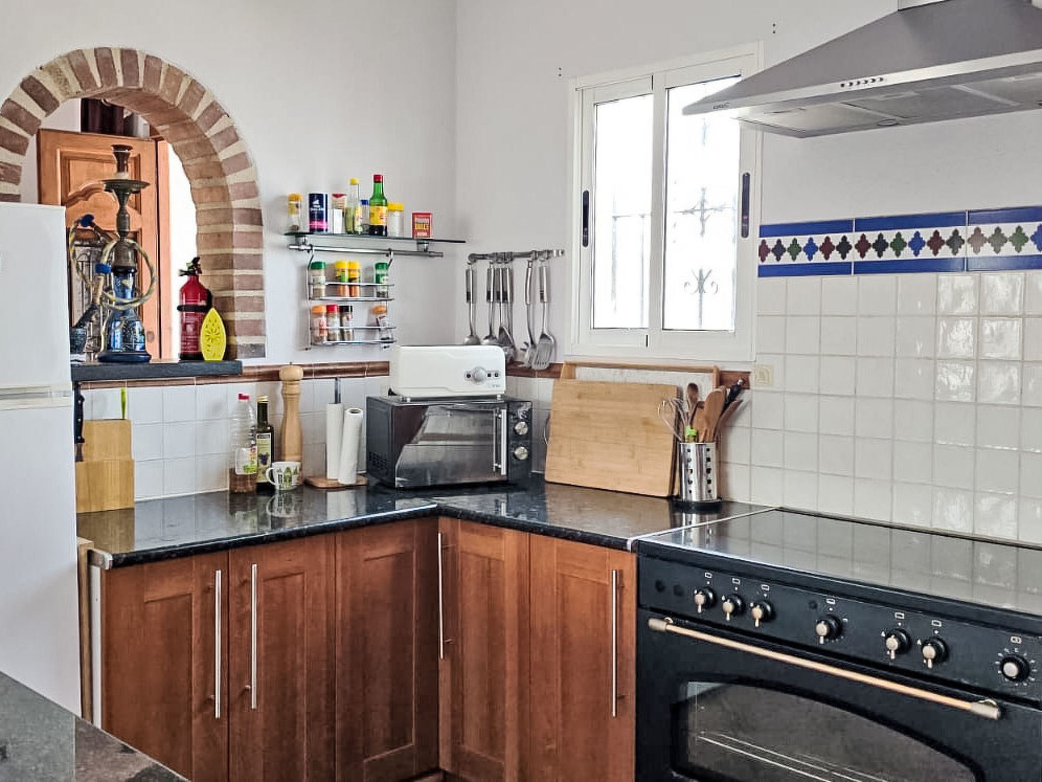 Villa im spanischen Stil mit großem Pool und ein - Drinnen