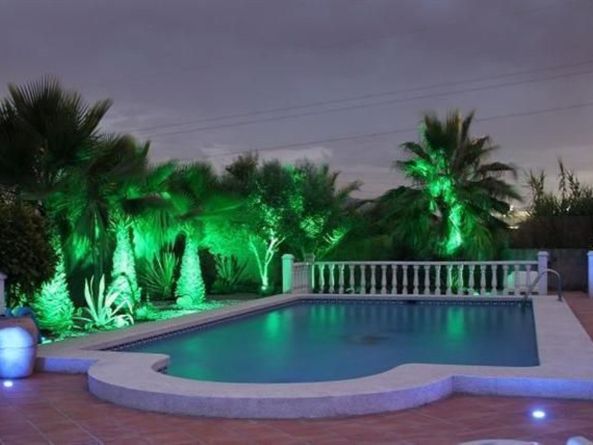 Villa im spanischen Stil mit großem Pool und ein-Draußen