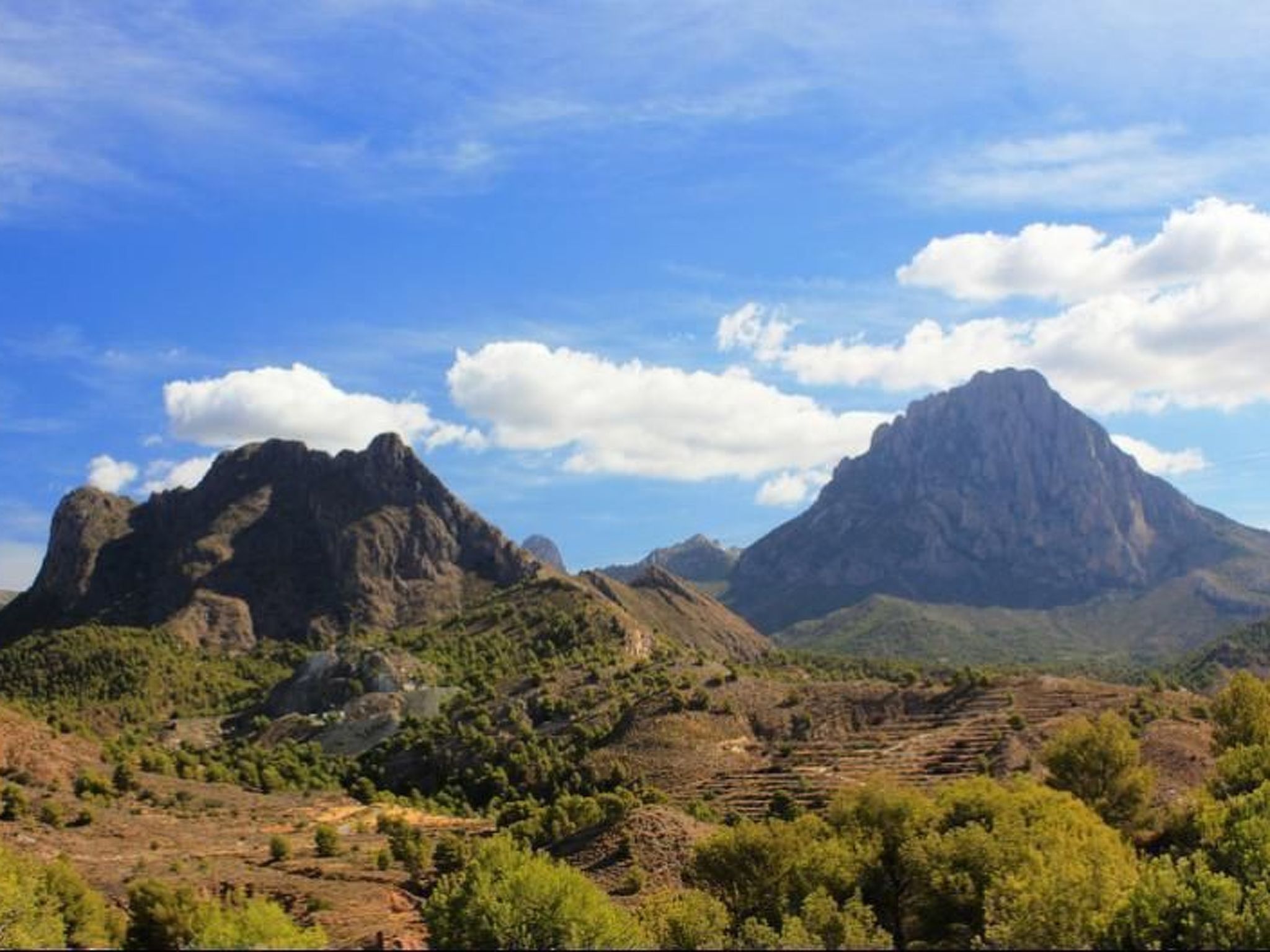 Villa im spanischen Stil mit großem Pool und ein-Draußen