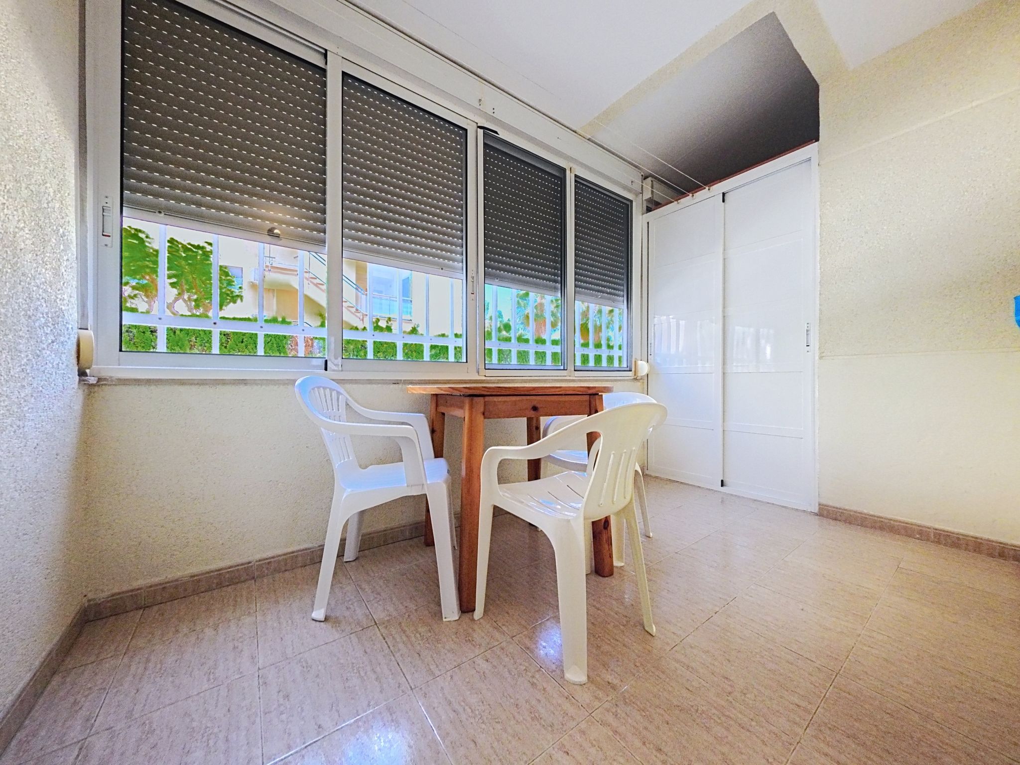 Residencial Daly - Binnen