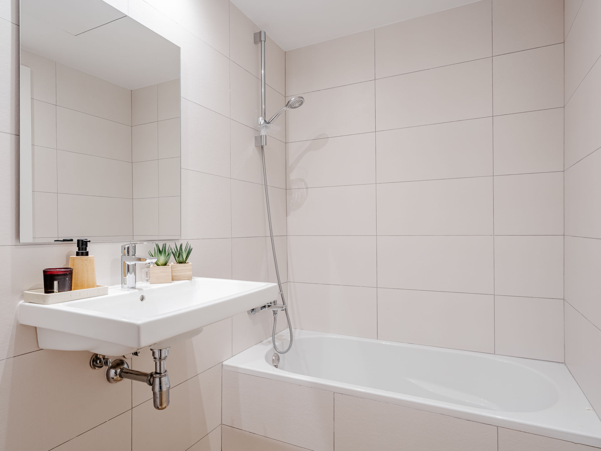 Photo of Marina Real III