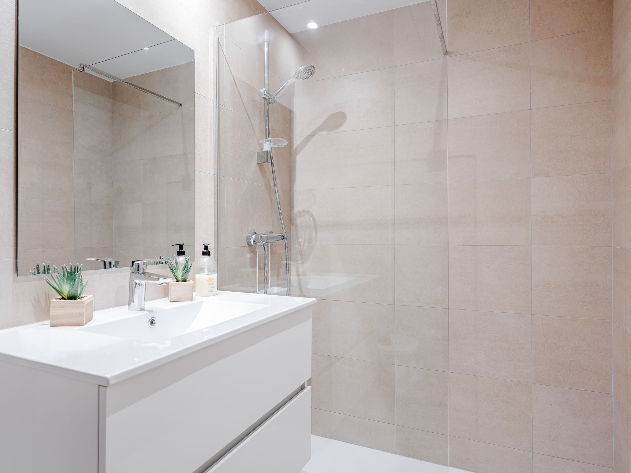 Photo of Marina Real III