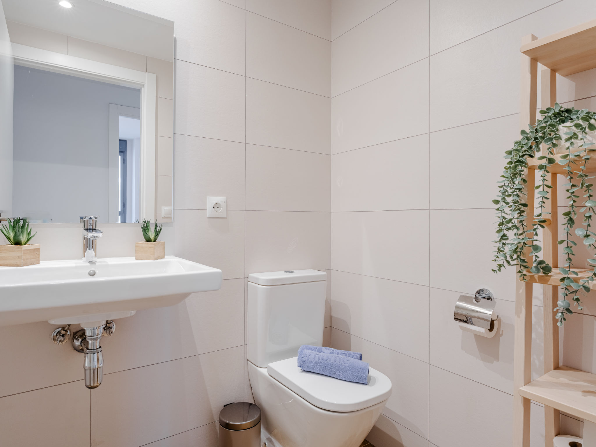 Photo of Marina Real III