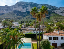 Villa Fili: Vrijstaande villa met zwembad op 2km van zee in Dénia - thumbnail 1