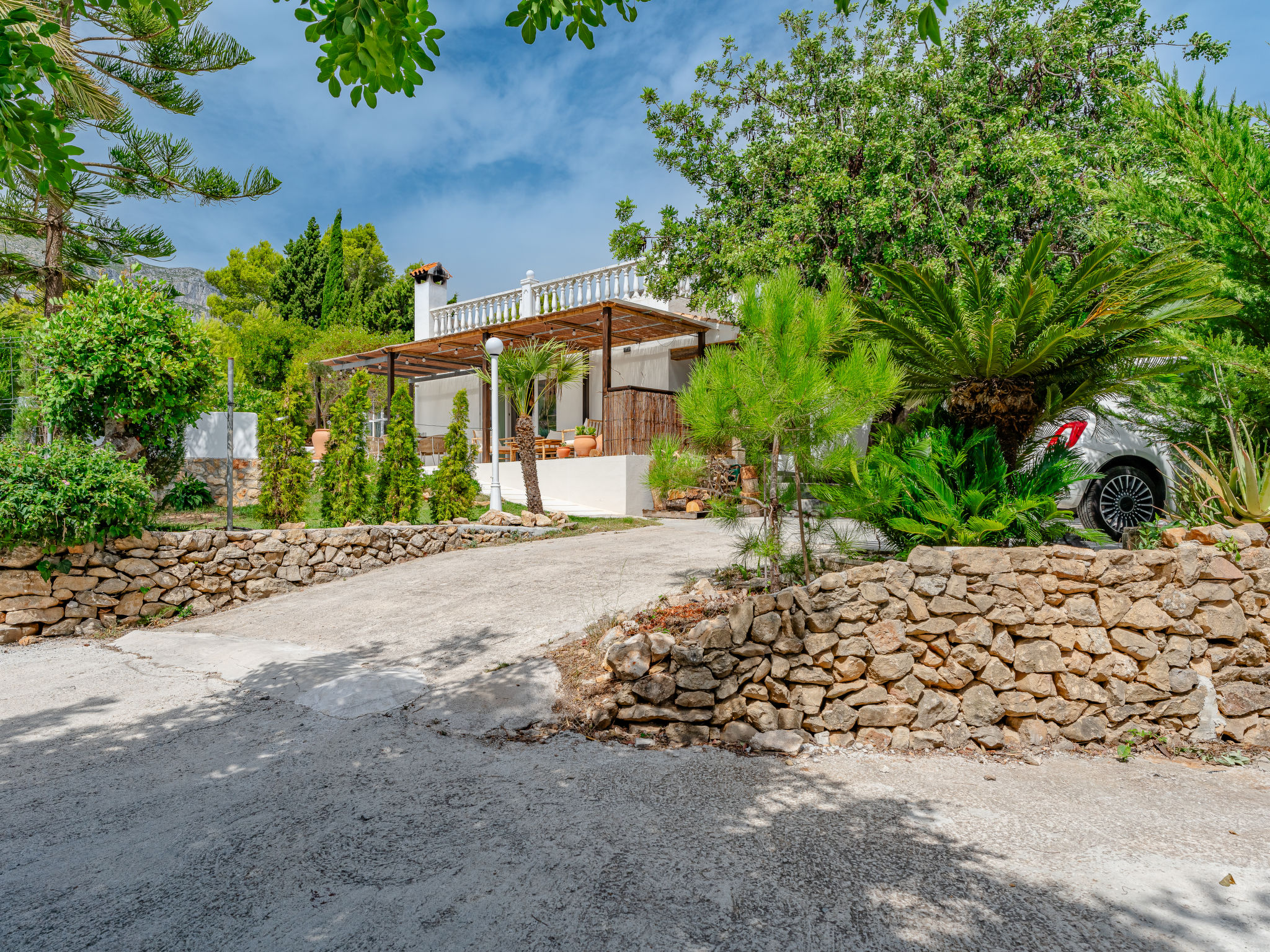 Villa Helena - Draußen