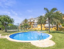 Sueños de Denia II: Modern appartement aan zee met zwembad en tuin - thumbnail 1