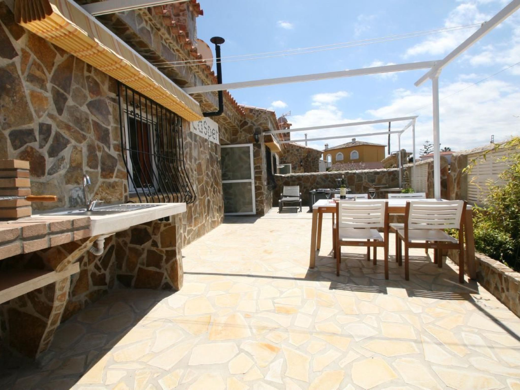 Villa Casper-Image-tags.info