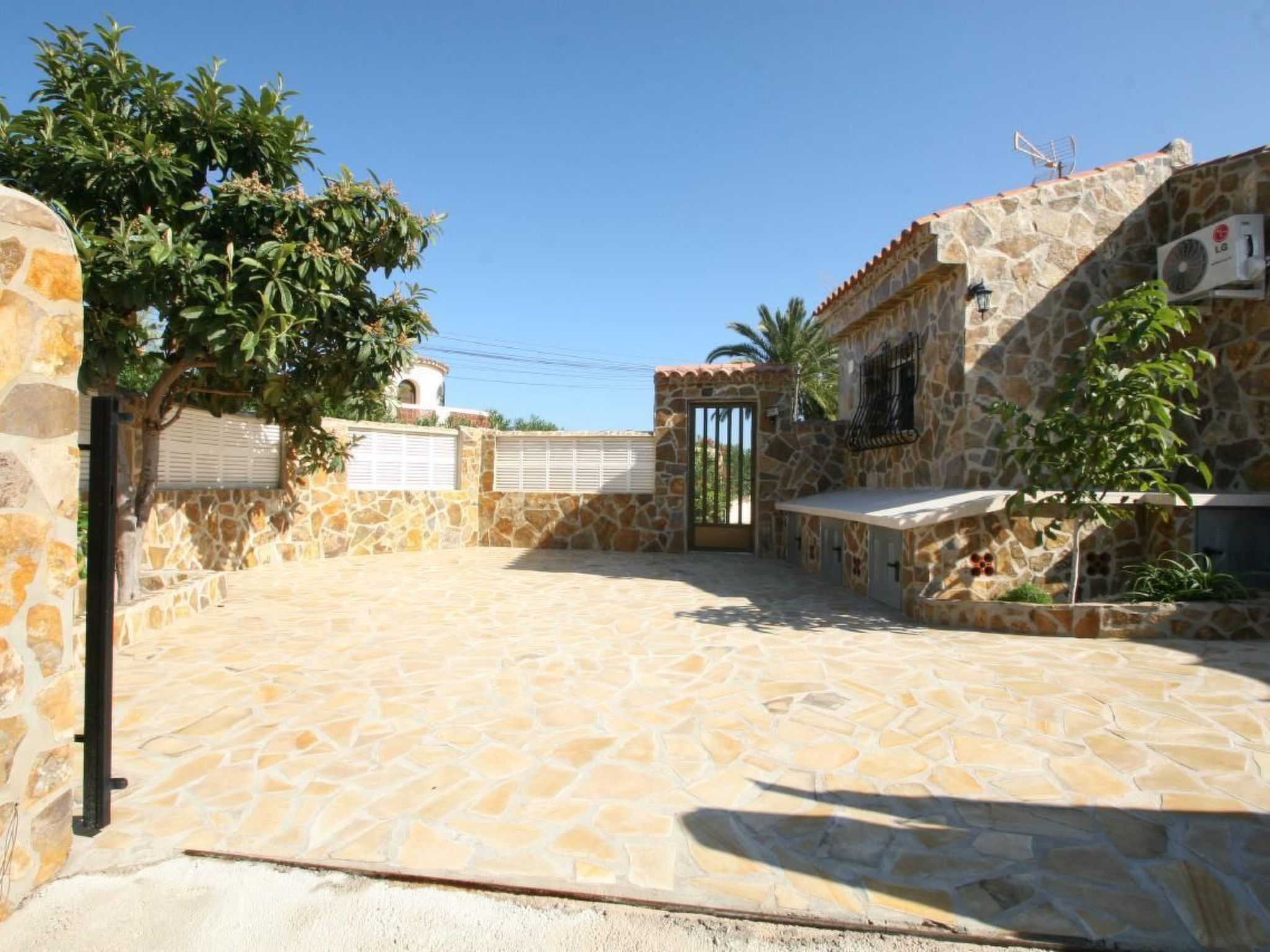 Villa Casper-Image-tags.info