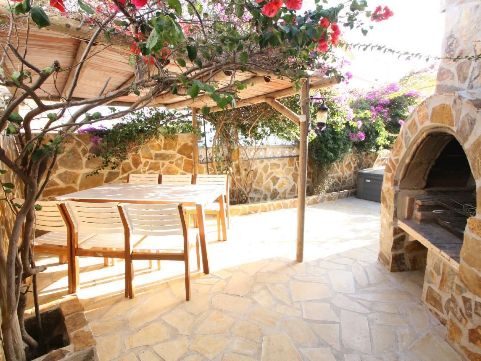 In Dénia mit Privatem Whirlpool-Image-tags.info