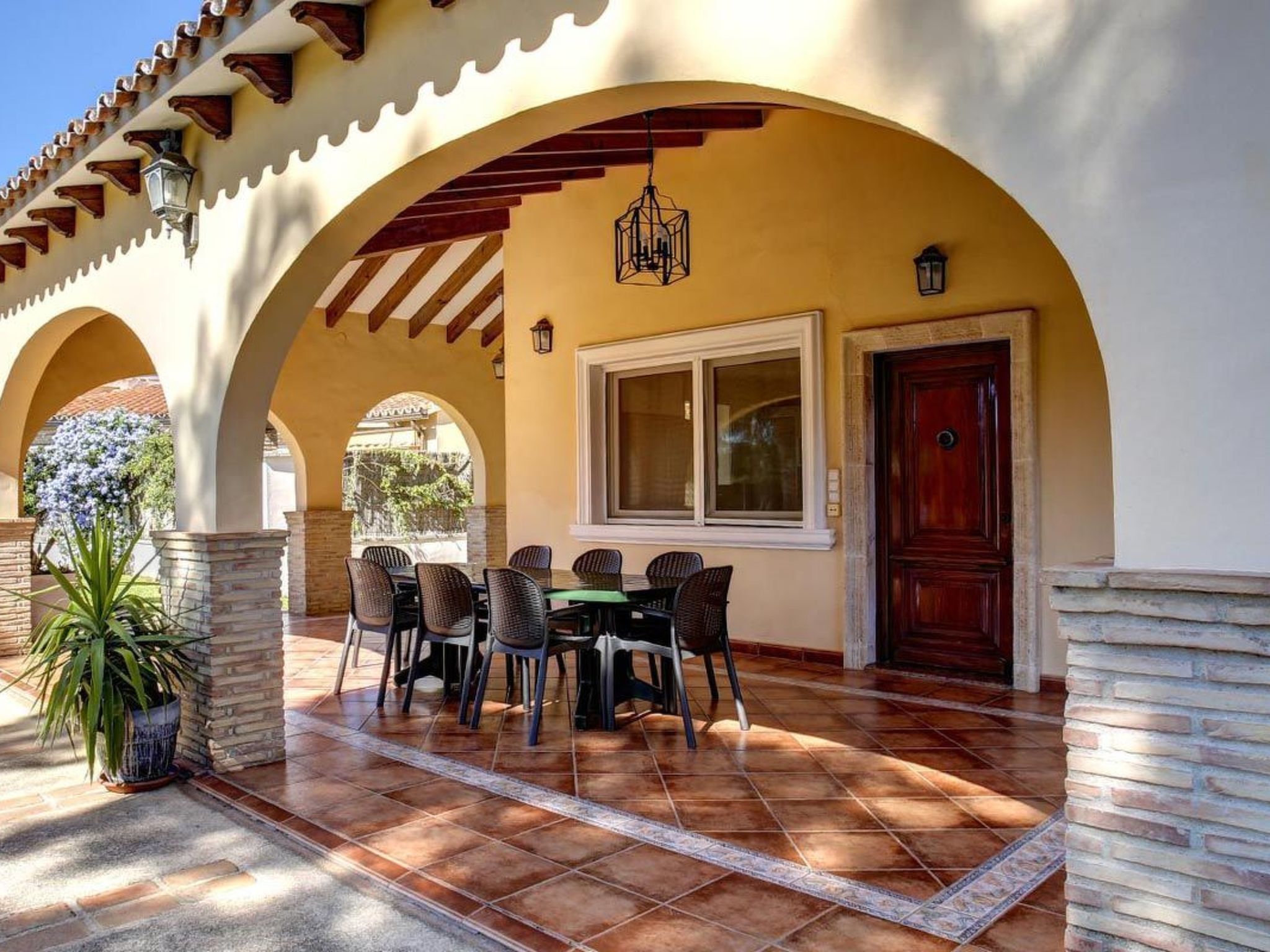 Haus mit privatem Pool, Garten und privatem Parkplatz-Binnen