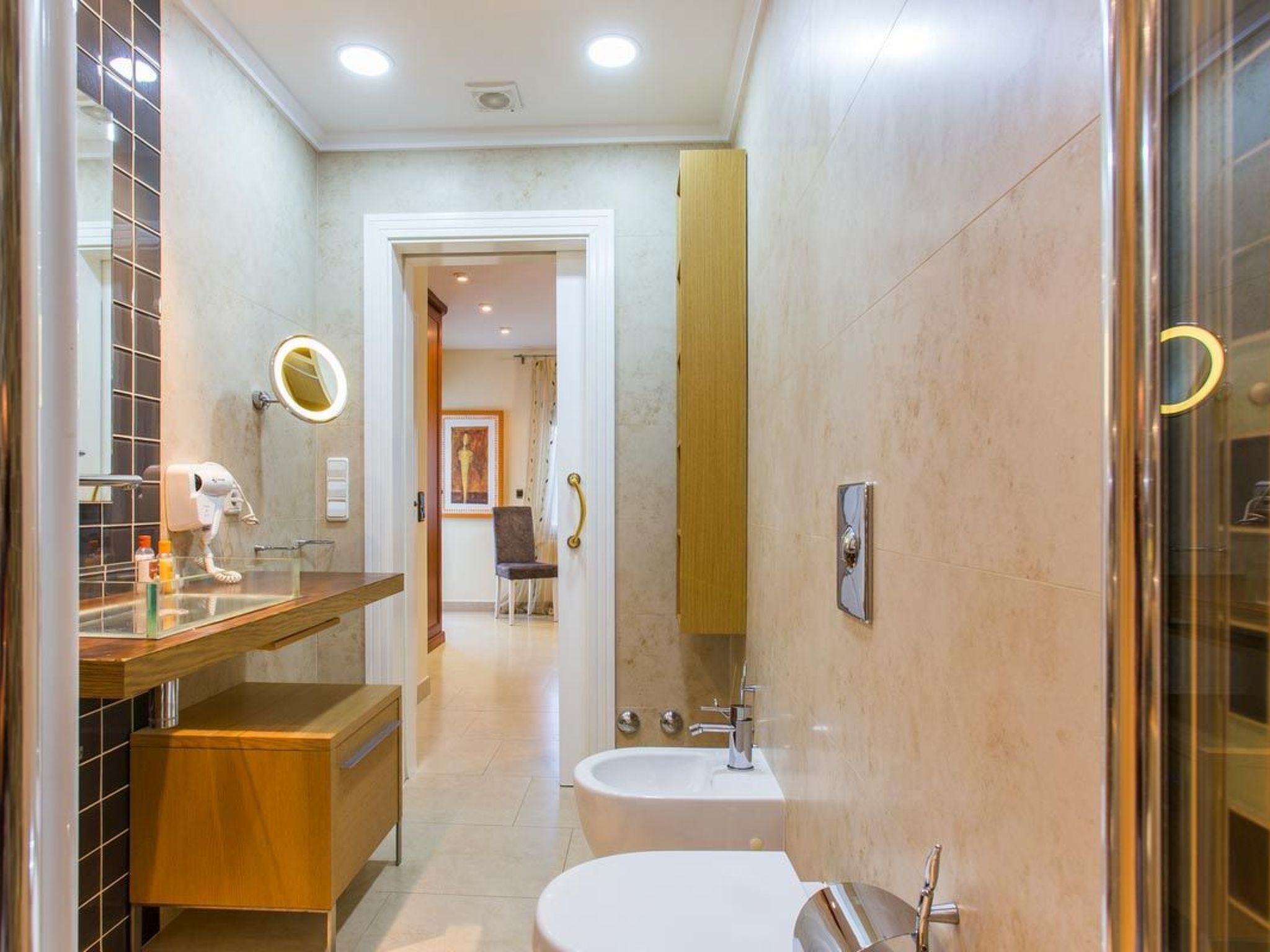 Haus mit privatem Pool, Garten und privatem Parkplatz-Binnen