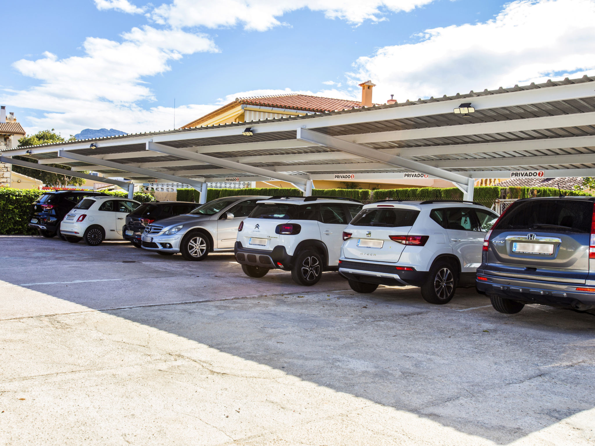 Haus mit privatem Pool, Garten und privatem Parkplatz-Binnen