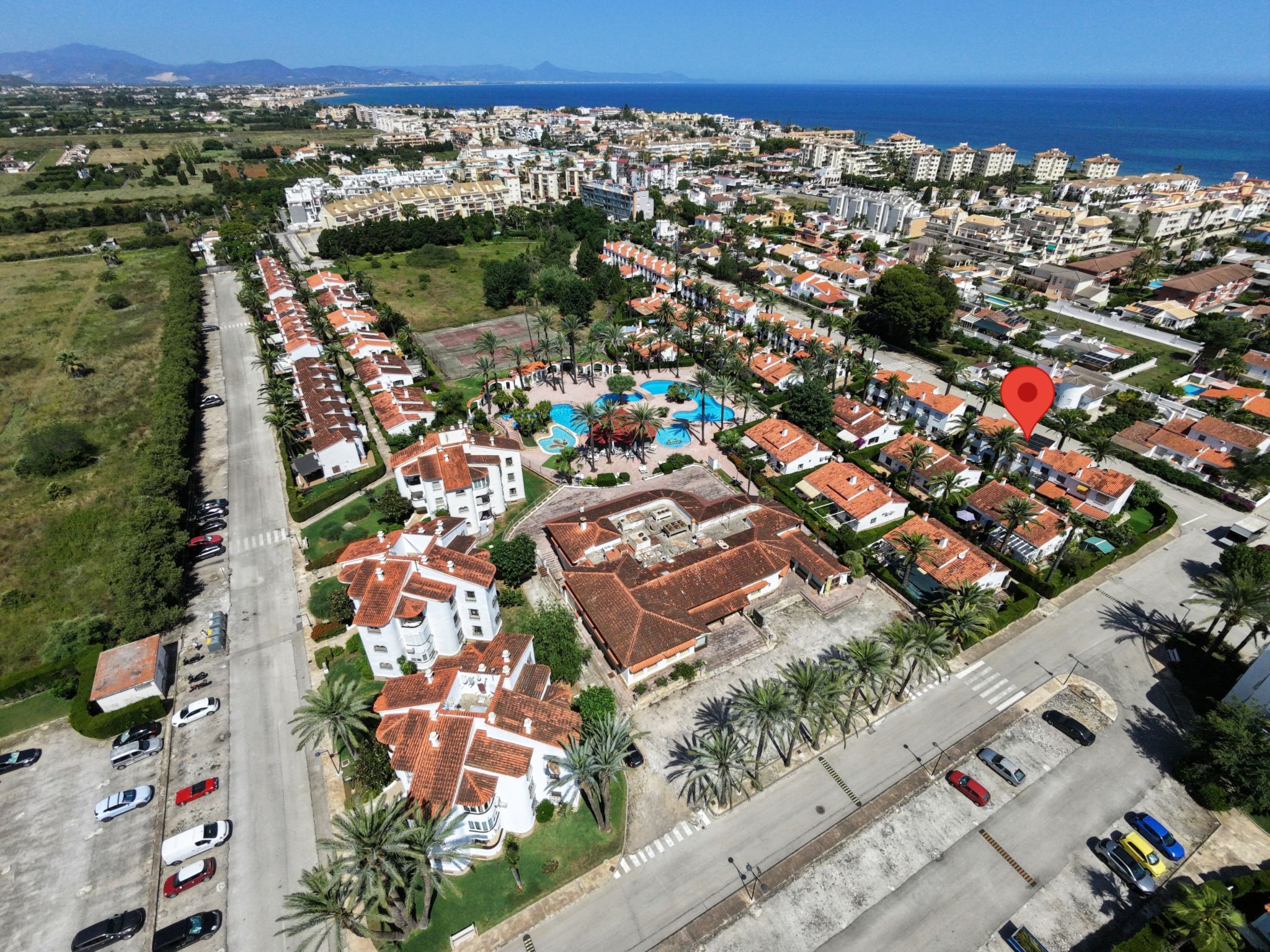 Residencia La Perla - Outside