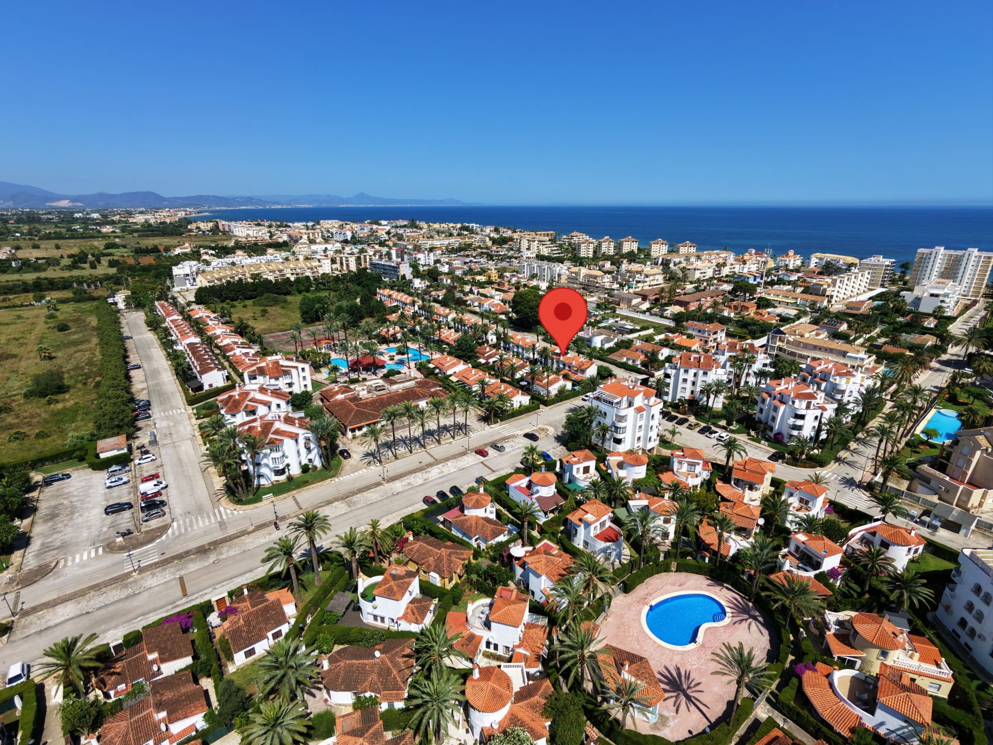 Residencia La Perla - Outside