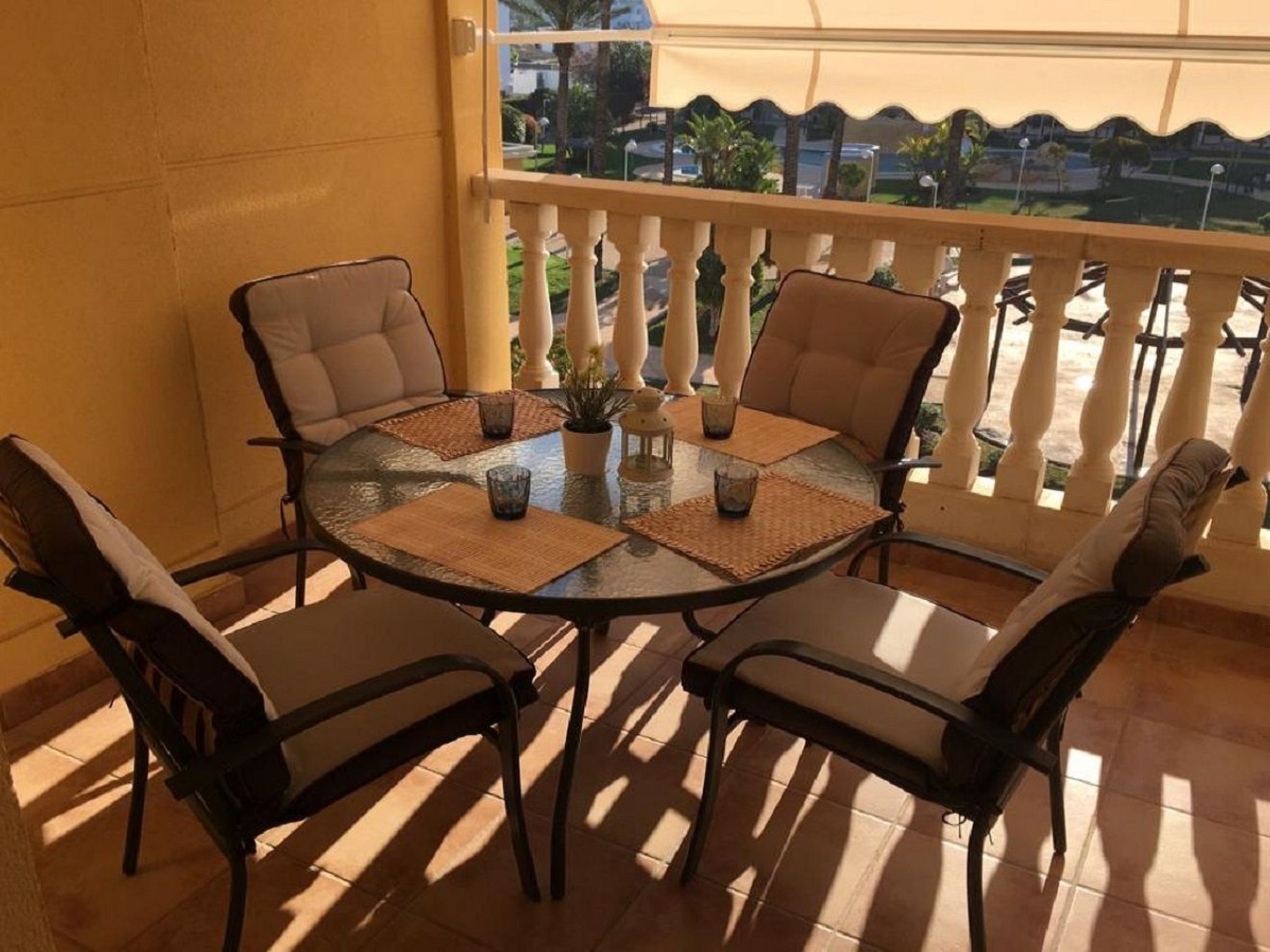 Entspannen in Aquamarinas-Image-tags.info