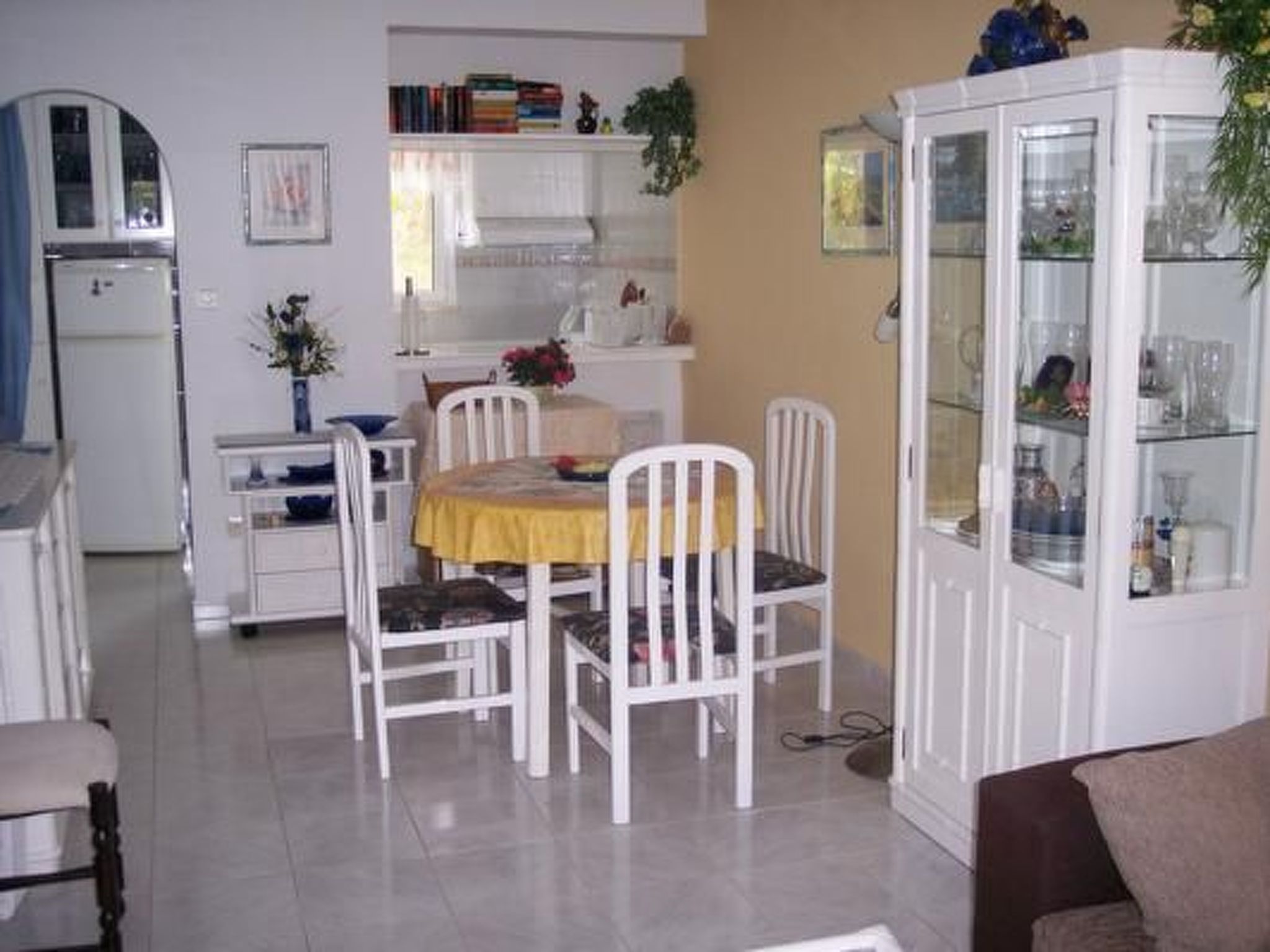 Wohnung mit Pool, Garten, Terrasse in Strandnähe