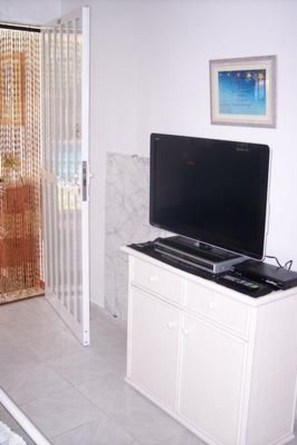 Wohnung mit Pool, Garten, Terrasse in Strandnähe-Dedans