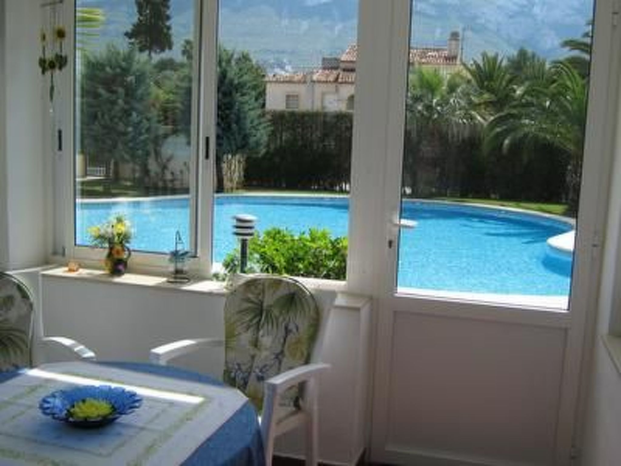 Wohnung mit Pool, Garten, Terrasse in Strandnähe-Image-tags.info