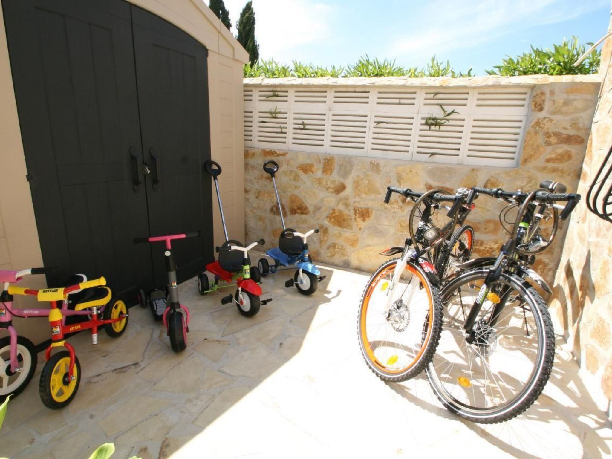 Wunderschöne Villa in Dénia mit privatem Pool-Image-tags.info