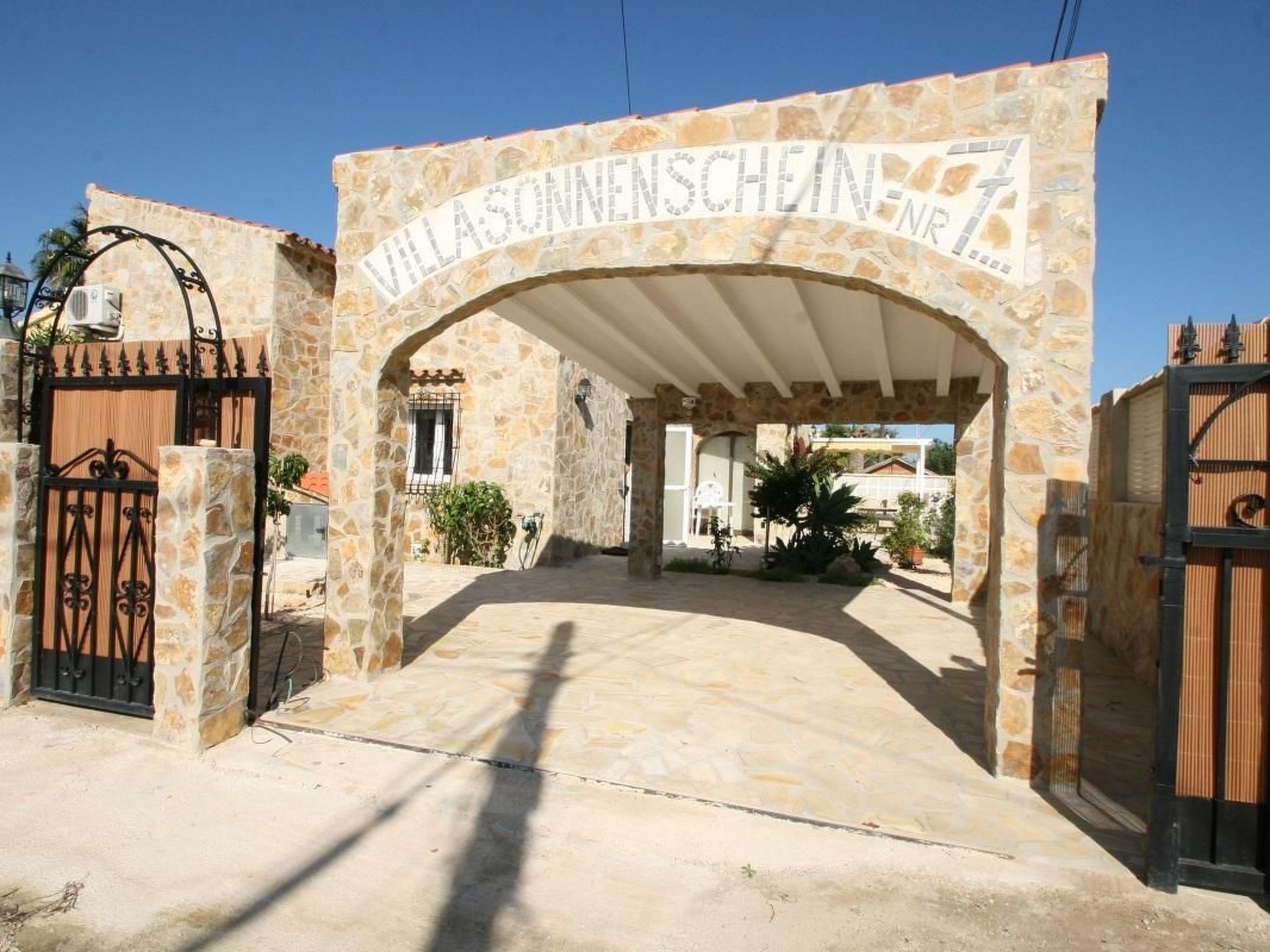 Wunderschöne Villa in Dénia mit privatem Pool-Image-tags.info