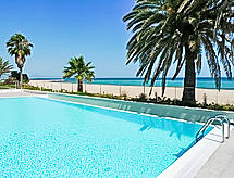 Zeezicht en direct aan zee: Modern appartement in Dénia - thumbnail 2
