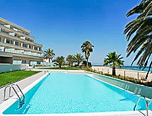 Zeezicht en direct aan zee: Modern appartement in Dénia - thumbnail 1