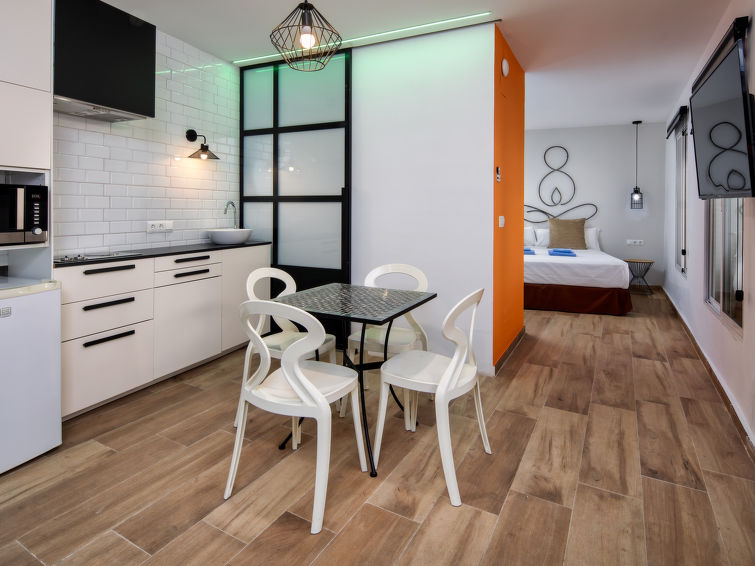 Xara and Bolomor Suites