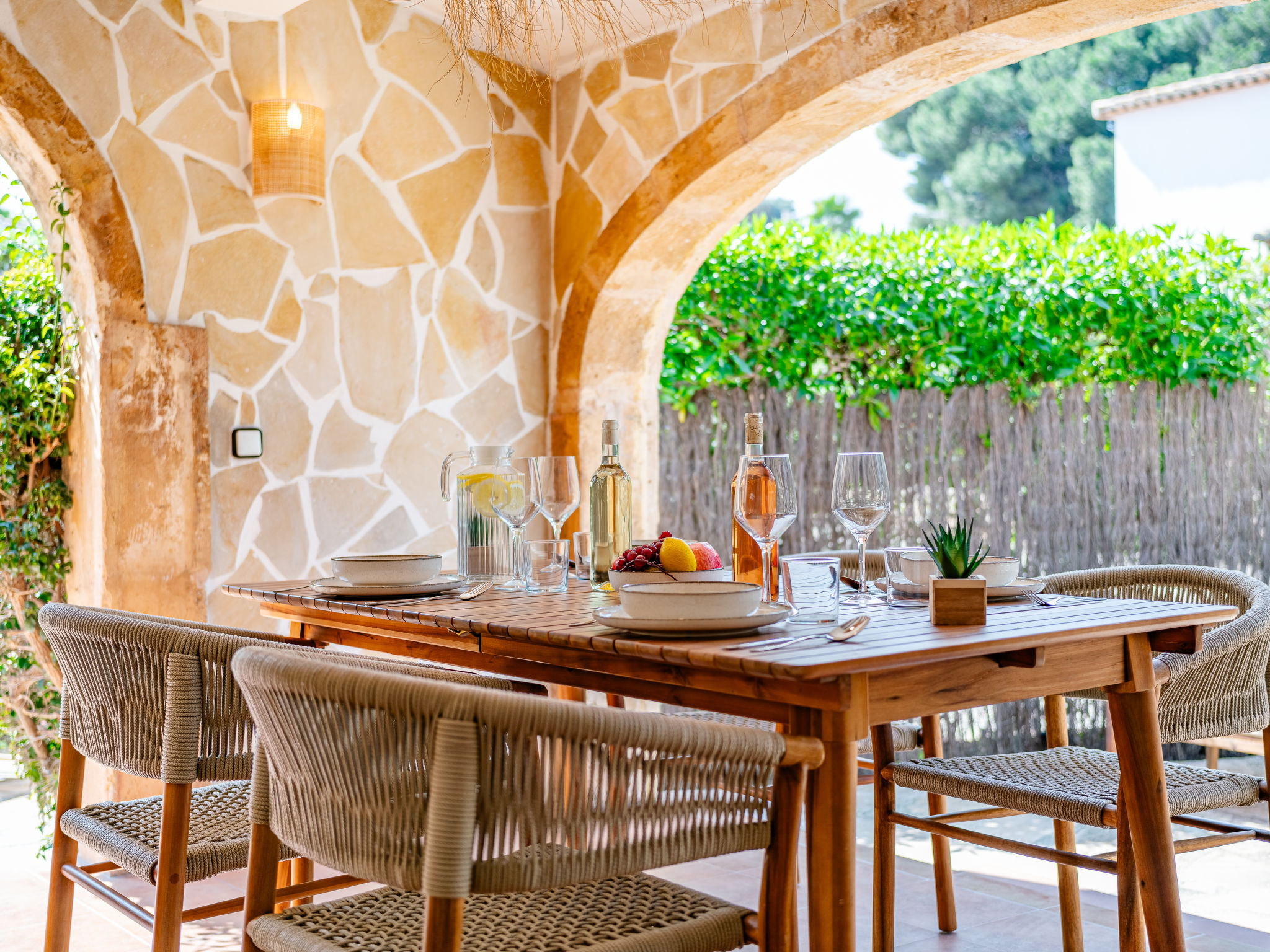Cofitsa Plus-Outside