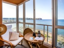 Aan zee: Ruim appartement met zee- en bergzicht in Jávea - thumbnail 1
