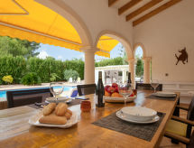 Villa Mamounia 2: Luxe strandvilla met verwarmd zwembad aan de Costa Blanca - thumbnail 2
