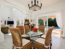 Villa Mamounia 2: Luxe strandvilla met verwarmd zwembad aan de Costa Blanca - thumbnail 3