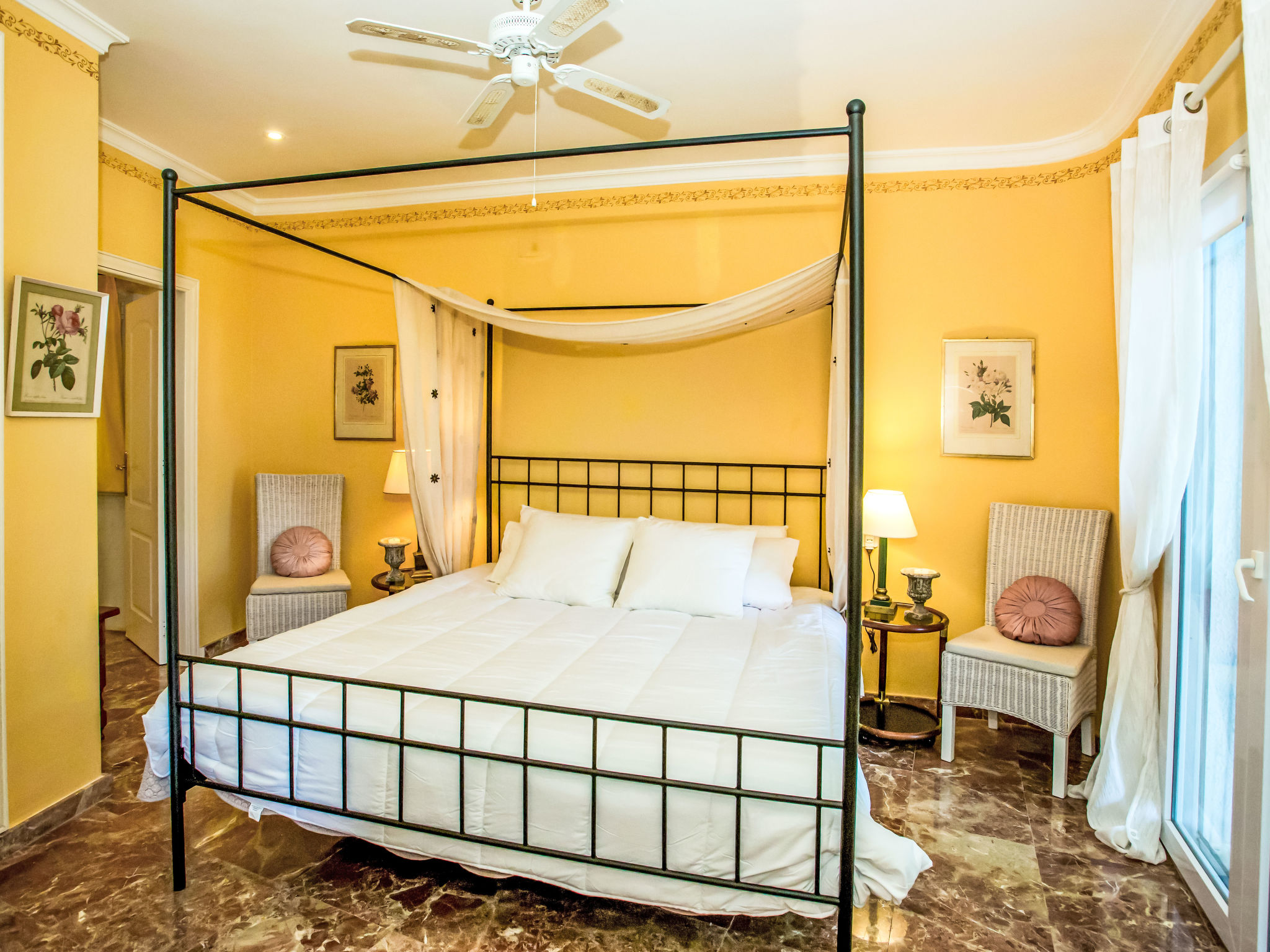 Photo of Villa El Paraiso al Mar Ambolo