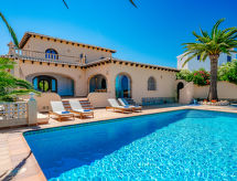 Villa Barbara: Vrijstaande oase met privézwembad nabij zee in Jávea - thumbnail 2
