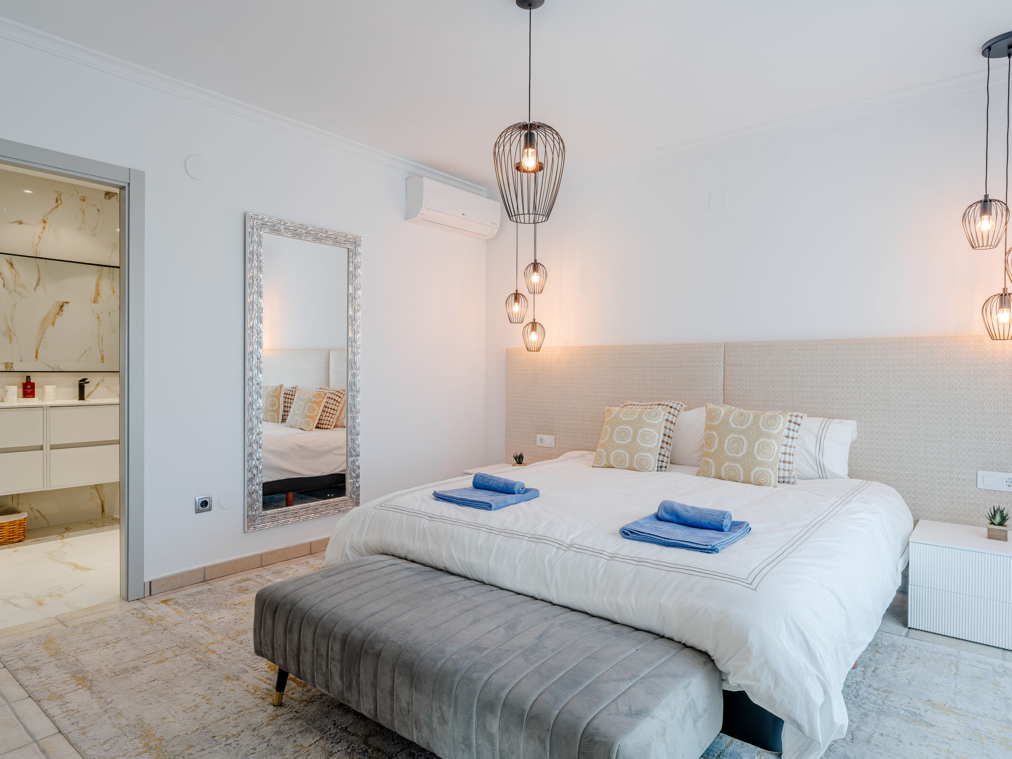 Photo of Tintorera Mar Azul