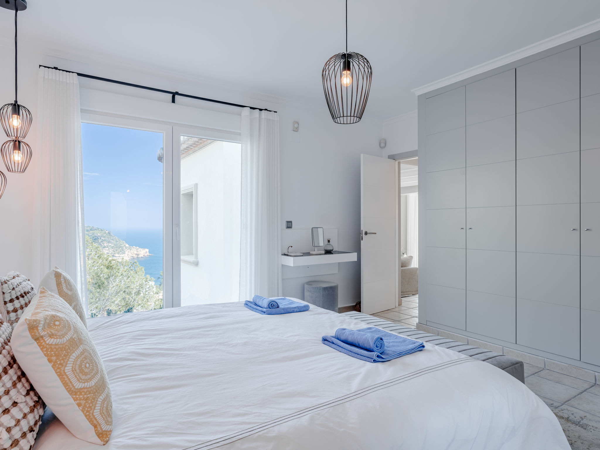 Photo of Tintorera Mar Azul