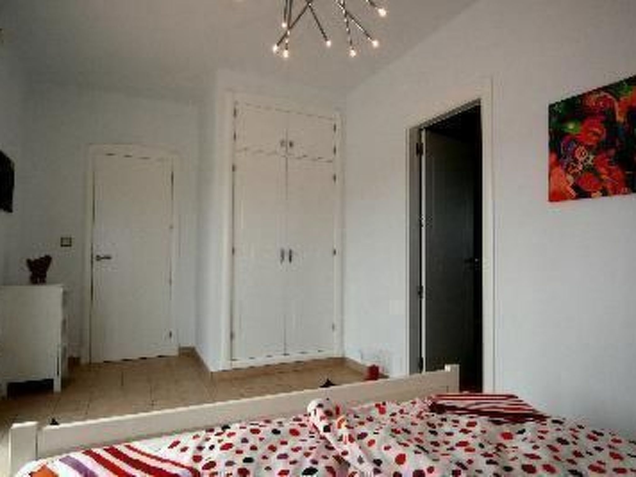 Villa Redonda I-Binnen