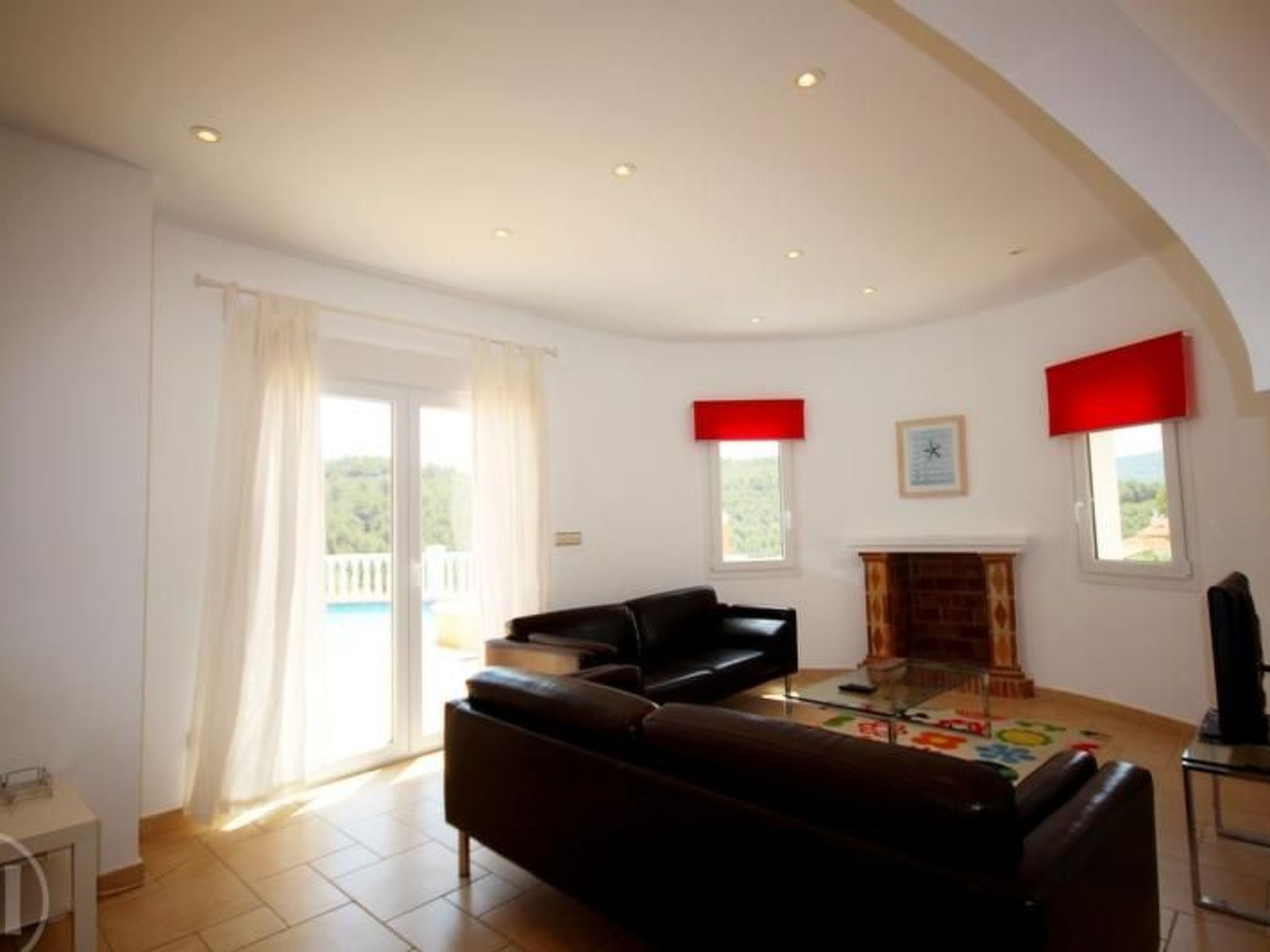 Villa Redonda I-Binnen