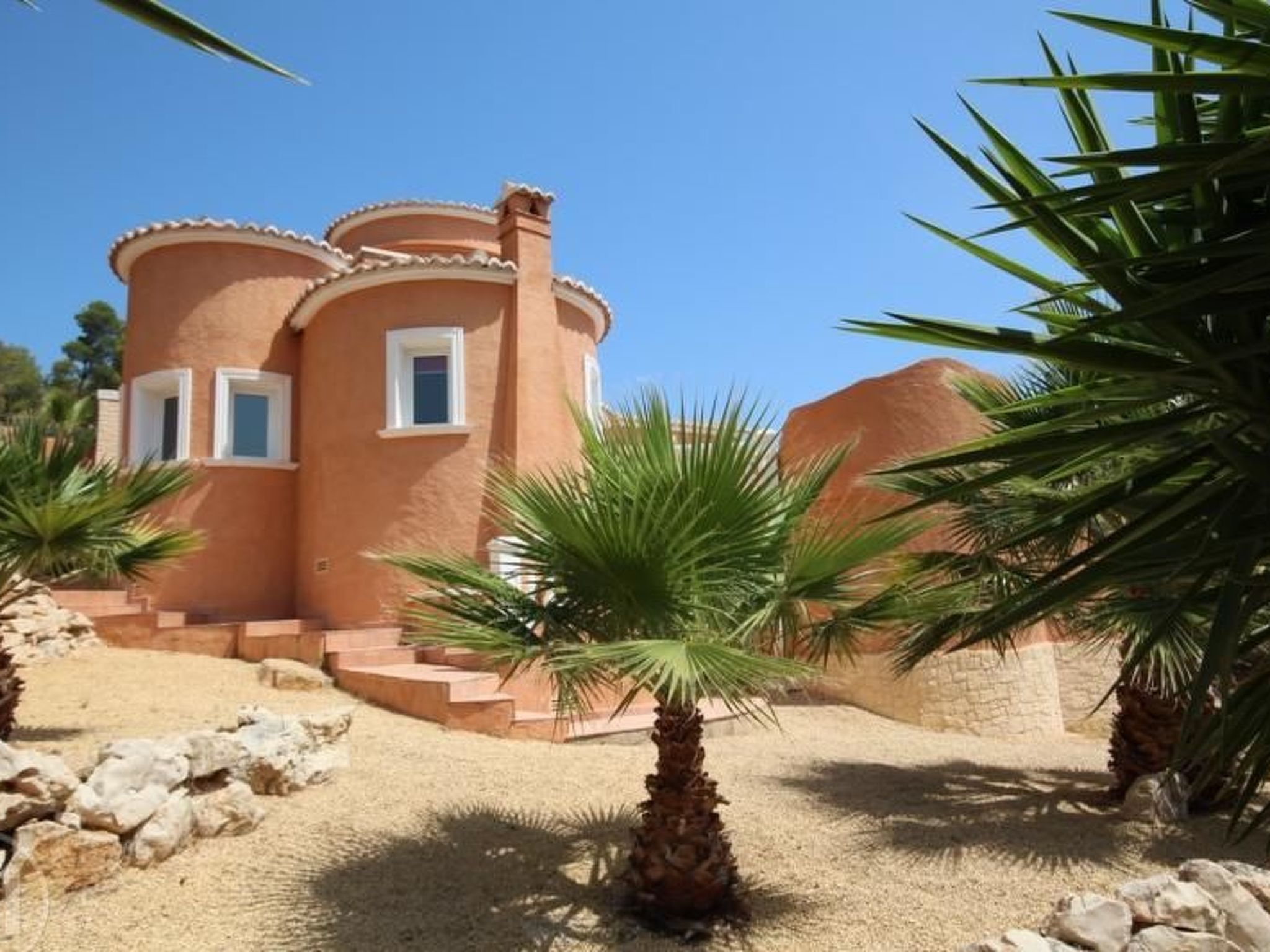 Villa Redonda I-Binnen